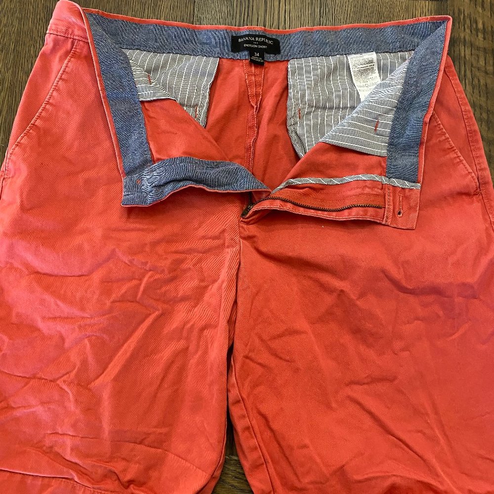 Banana Republic Emerson Short Size 34 Red